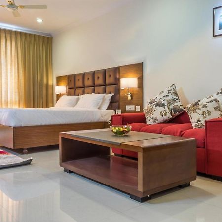 Hotel Saptagiri Хайдарабад Экстерьер фото
