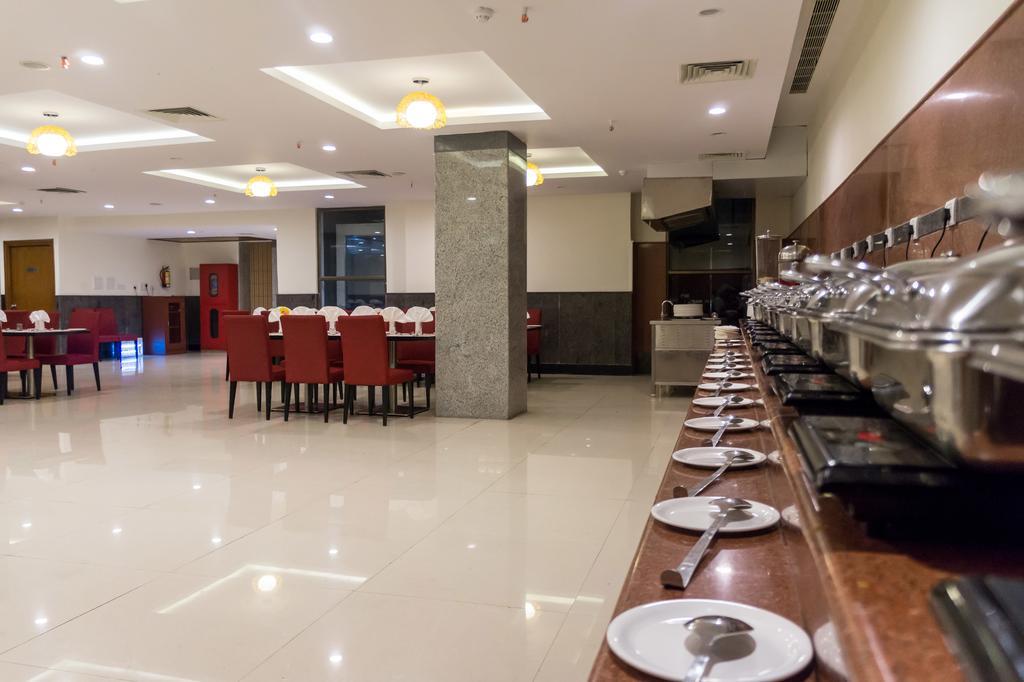 Hotel Saptagiri Хайдарабад Экстерьер фото