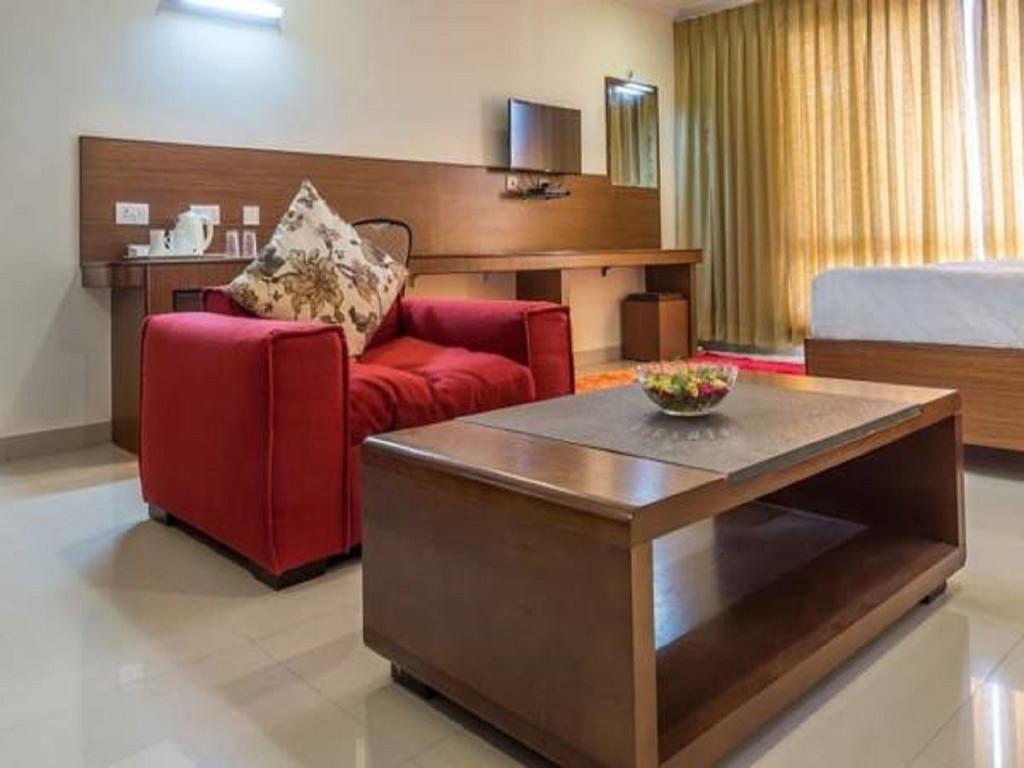 Hotel Saptagiri Хайдарабад Экстерьер фото